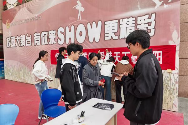b77877abc1a64b008585e5384be2b389.jpg