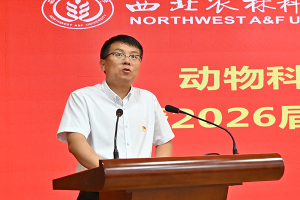 安小鹏.JPG