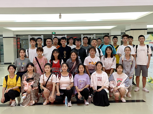 3fbf0d0172264265b4d8fc7fbc95a26e.png 40526CDAA4A43A90A278E46B10B4120A.png